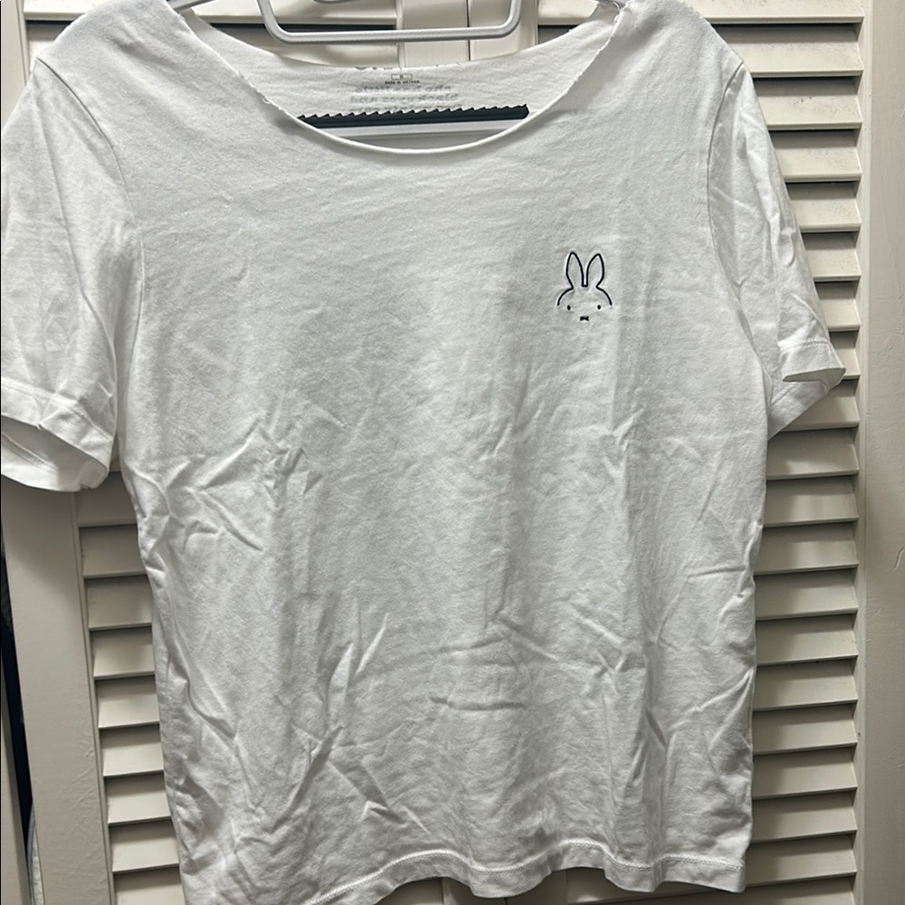 UNIQLO x Miffy 70th Anniversary Tee (RARE) – Japan M / US S–M